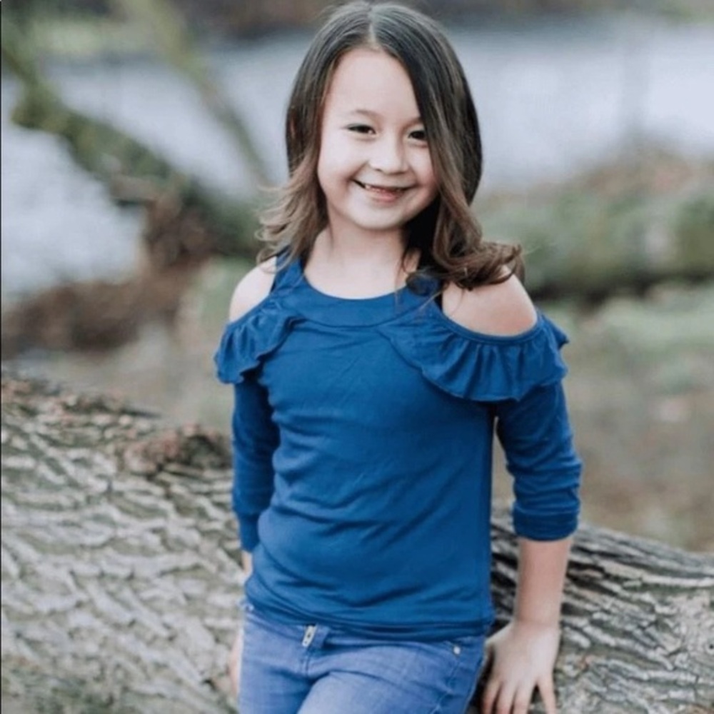 NWT Peyton Bre Teal Cold Shoulder Long Sleeve Top